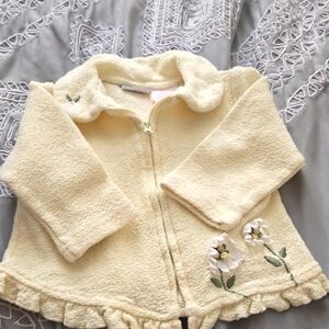 10 Mos. Cozy Cream Kids Jacket with‎ Floral Embroidery